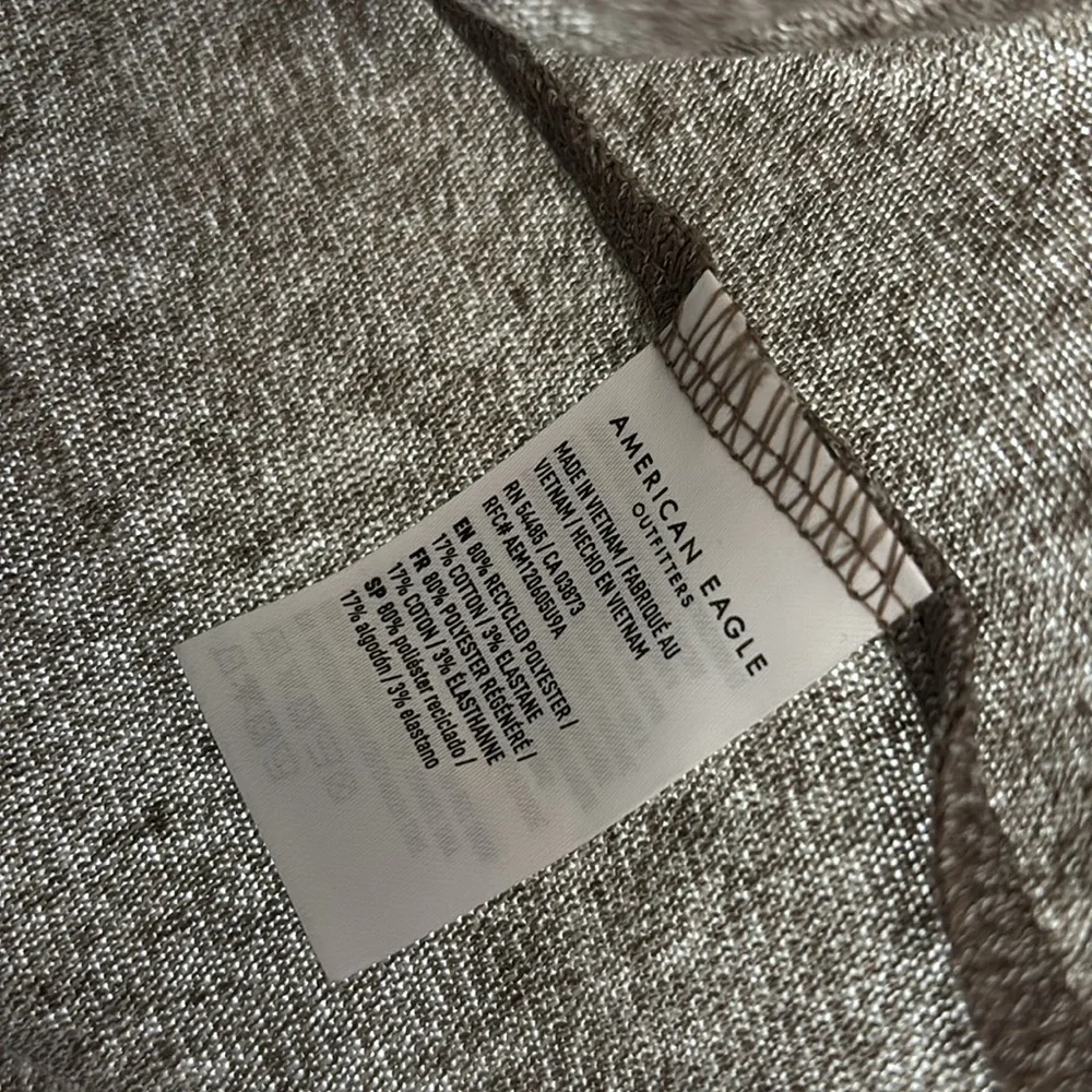 American Eagle Long Sleeve Ribbed Henley Bodysuit Grey Size large - Picture 4 of 7